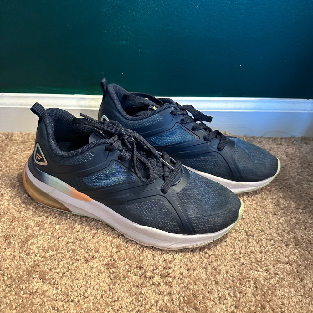 Fabletics sneakers size 7, navy with navy laces